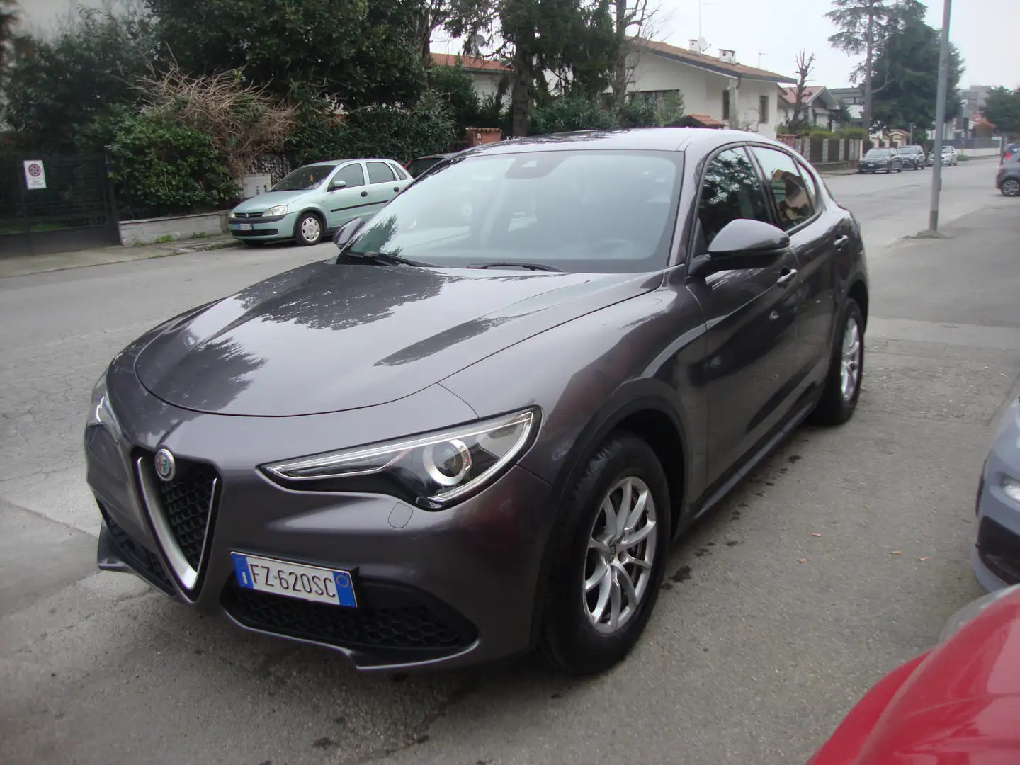 Alfa Romeo Stelvio 2.2 t Business auto euro 6 d-temp Grigio - 2