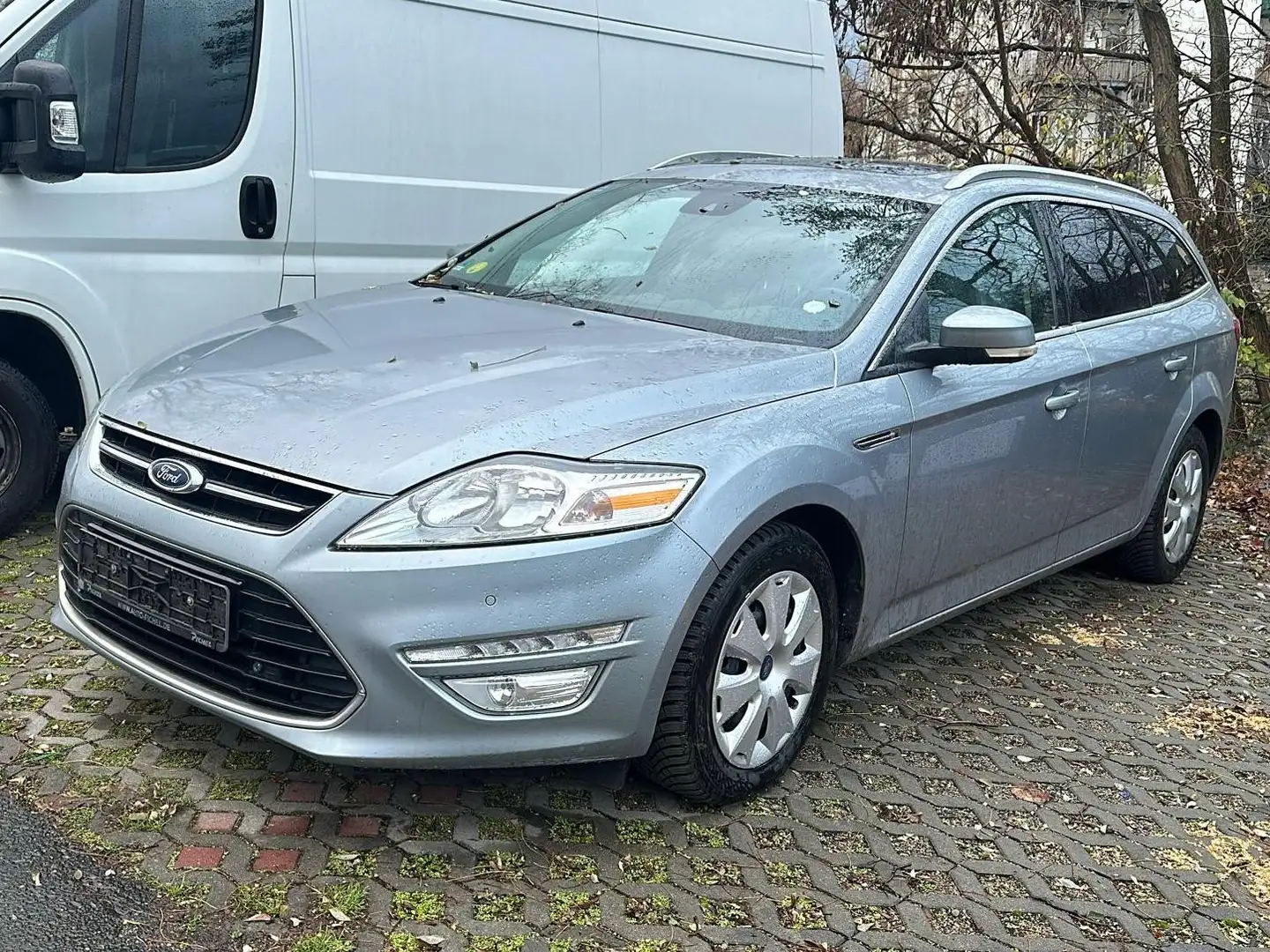 Ford Mondeo Mondeo Turnier Diesel Turnier 2.0 TDCi Trend Gris - 2