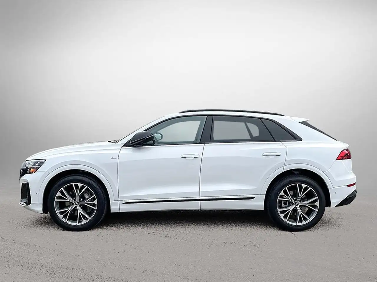 Audi Q8 снимка Audi Q8