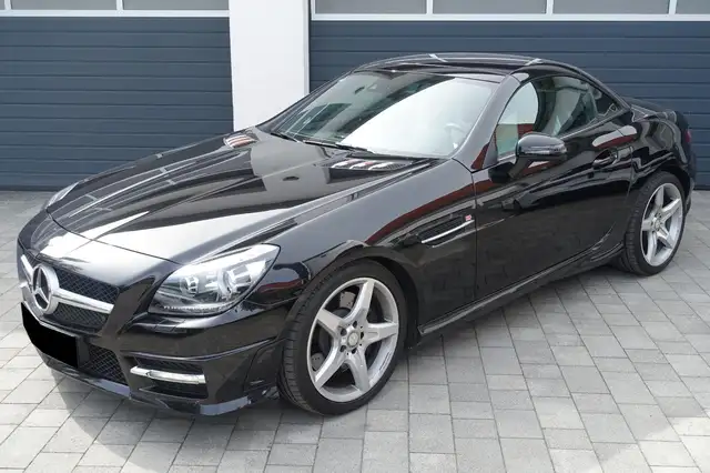 Mercedes-Benz SLK 350 AMG Designo-Leder Panor. Airscarf 6 Zyli