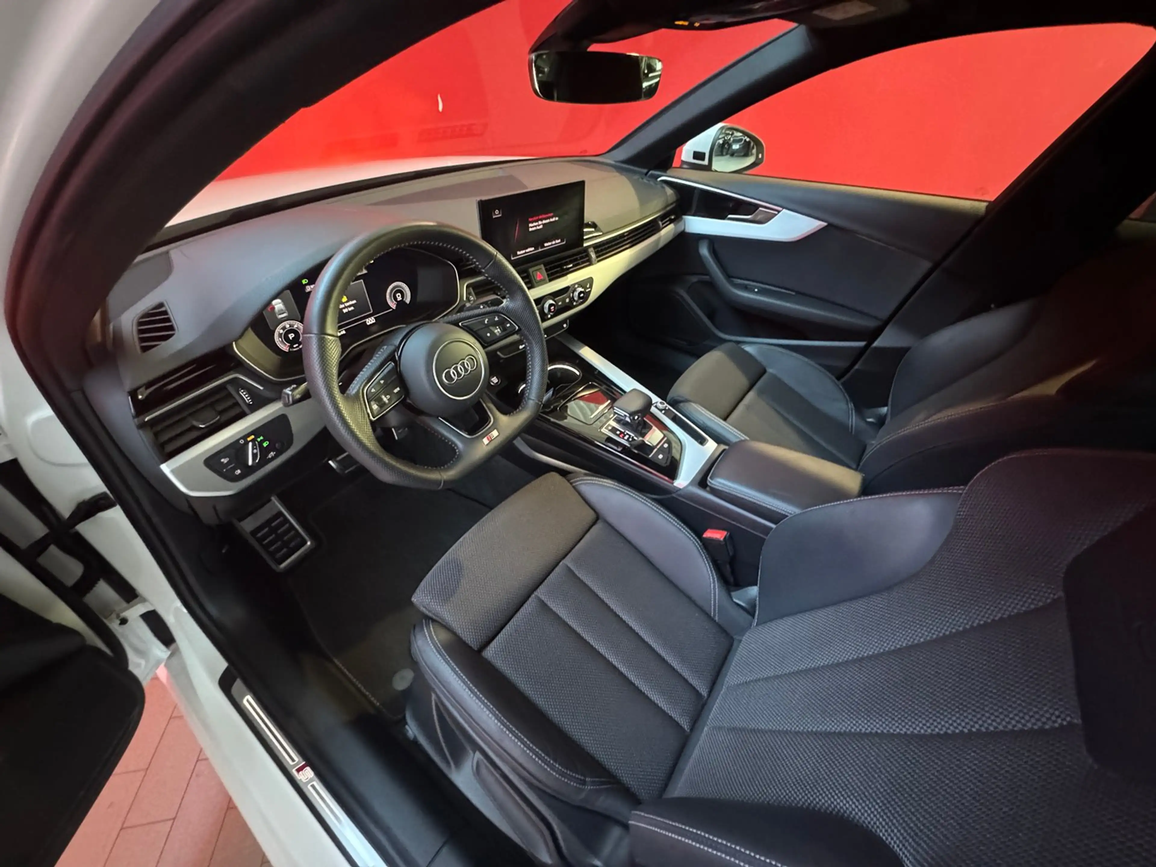 Audi A4 Limousine 35 TDI S line — photo 5