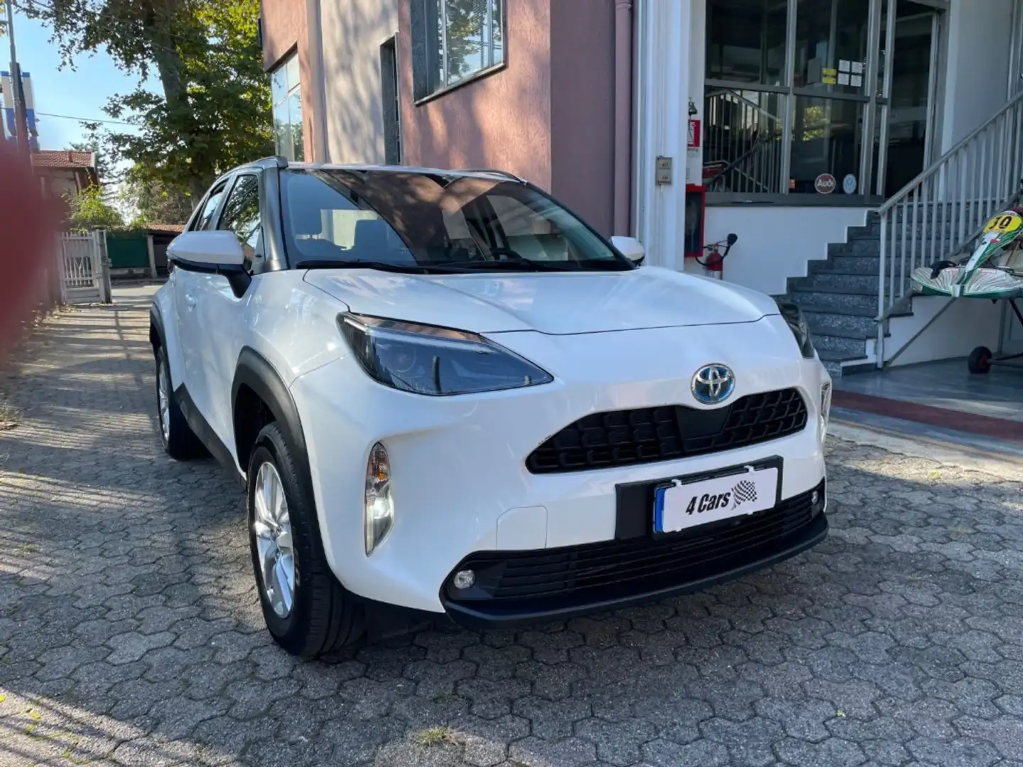 Toyota Yaris Cross 1.5 Hybrid 5p. E-CVT Active Bianco - 1