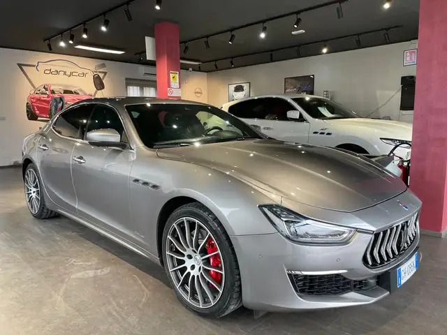 Maserati Ghibli Ghibli 3.0 V6 Granlusso 350cv auto