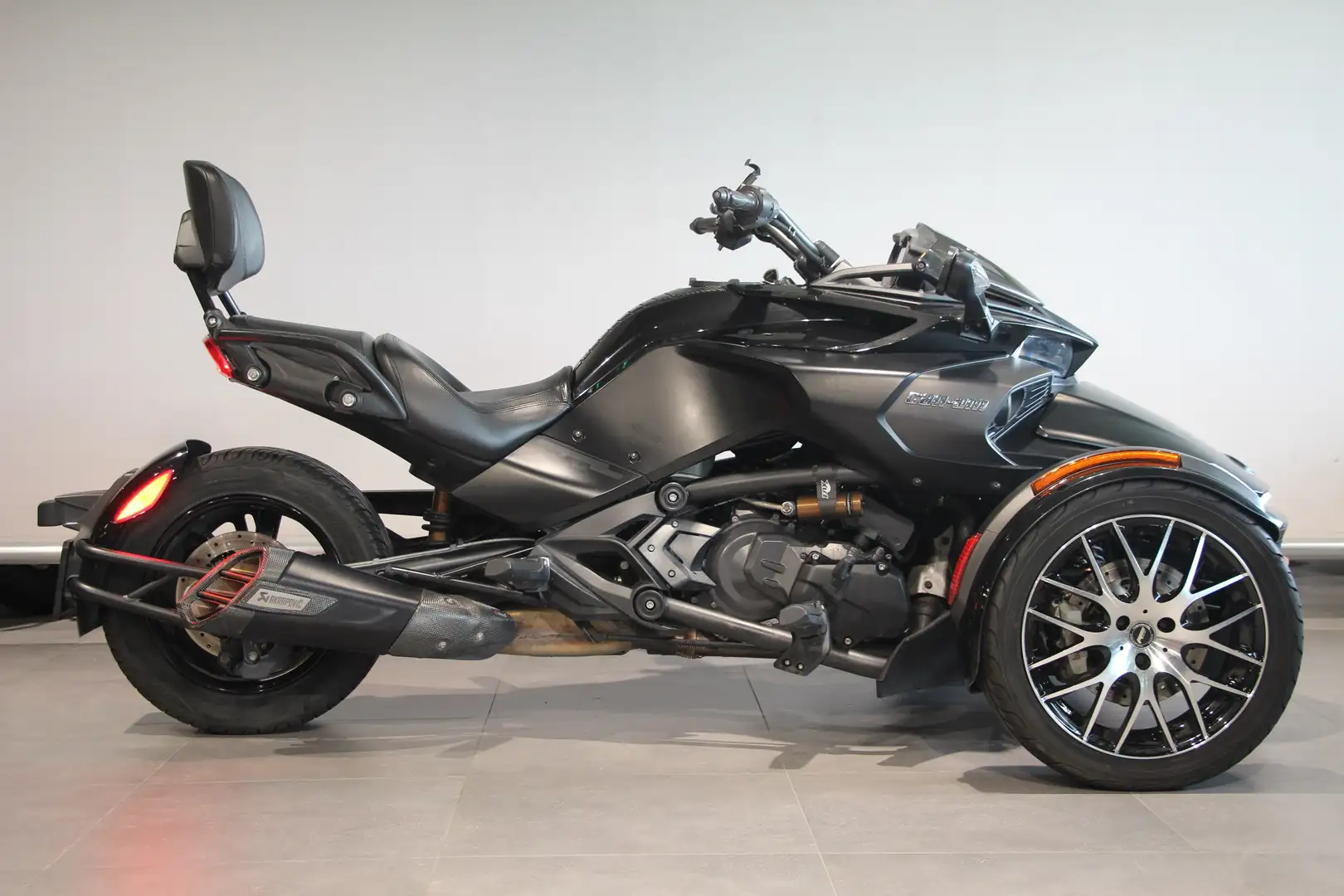 Can-Am Spyder F3-S Noir - 2
