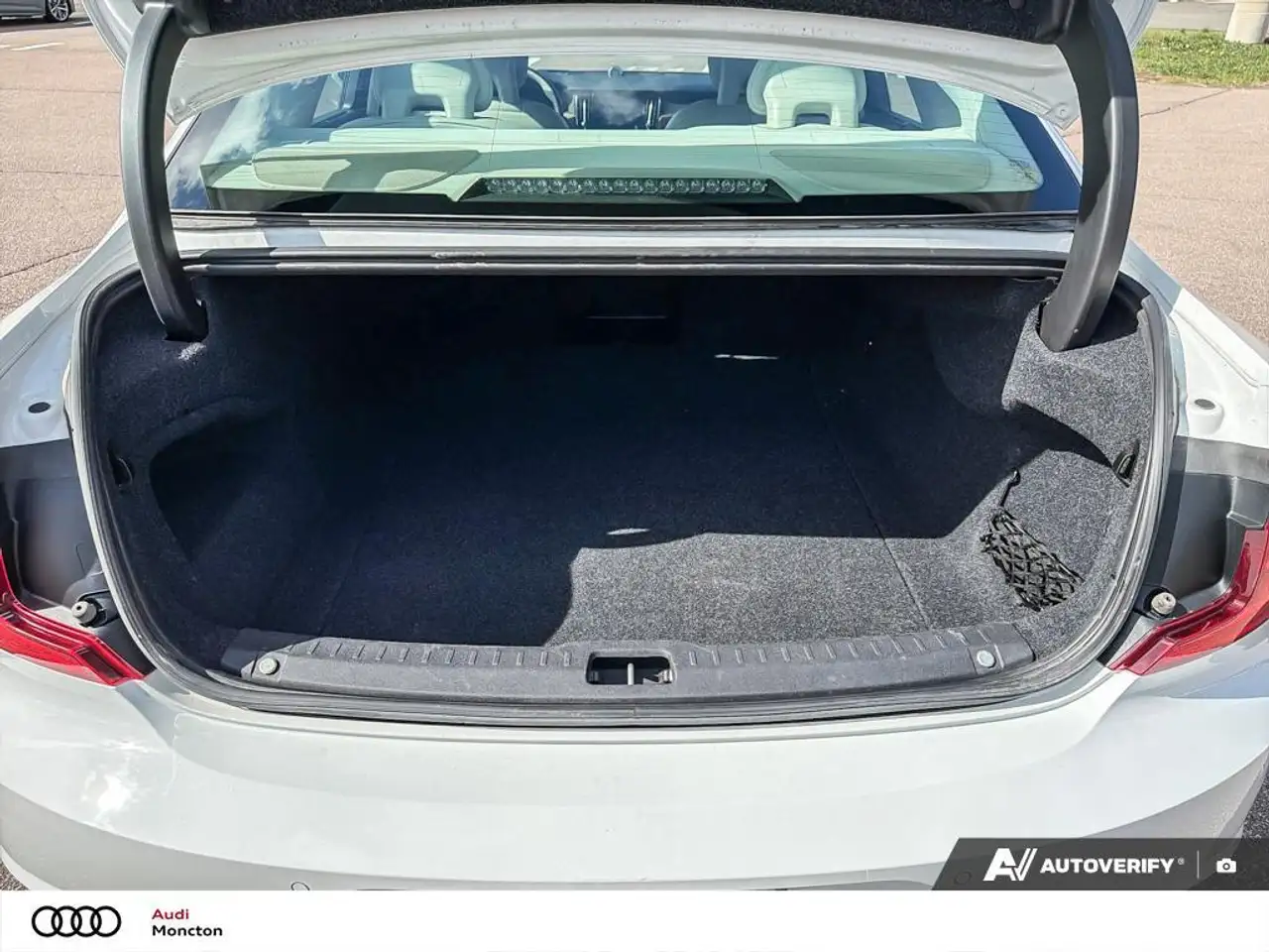 Volvo S90 снимка Volvo S90