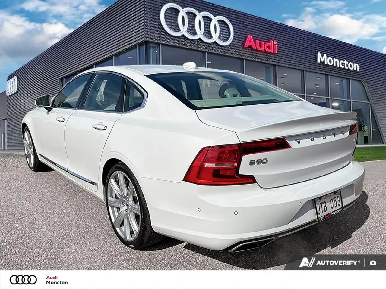 Volvo S90 снимка Volvo S90