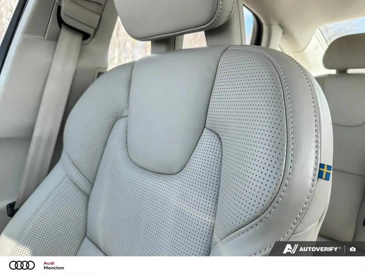 Volvo S90 снимка Volvo S90