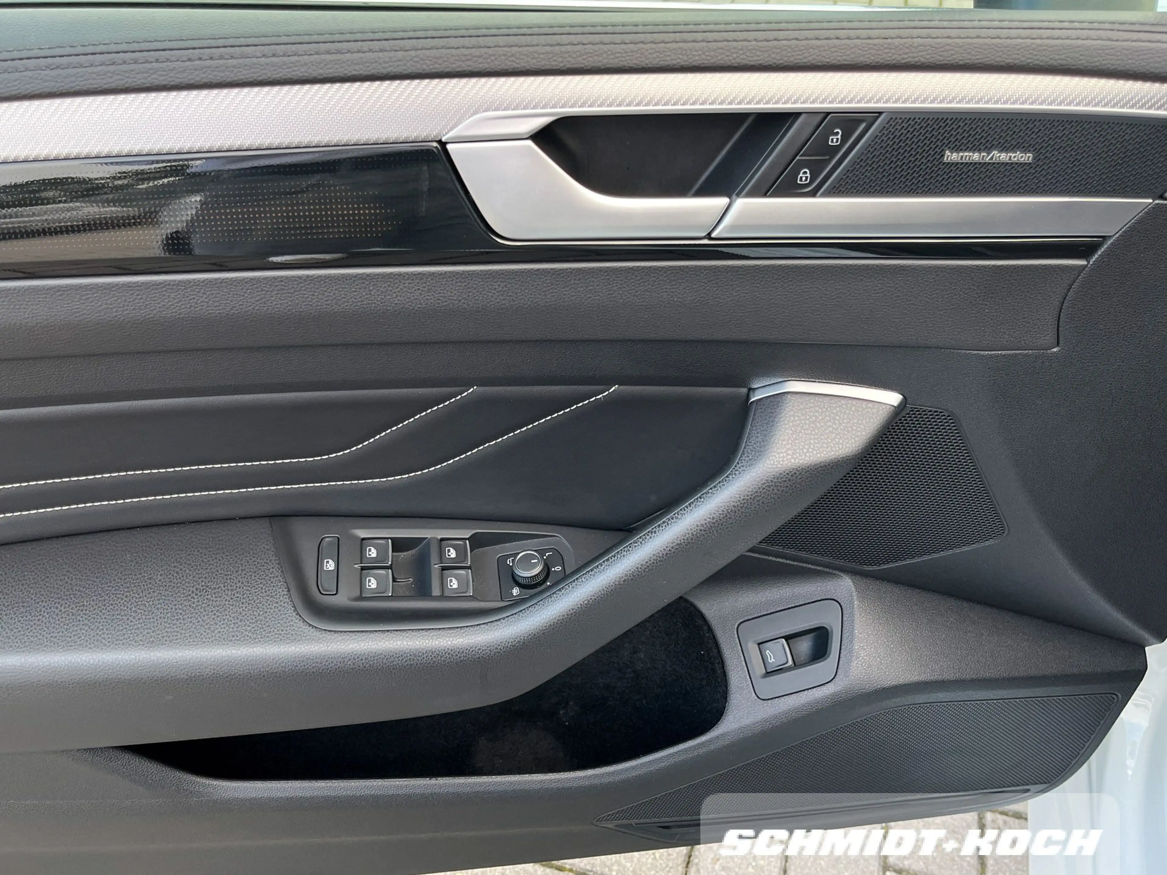 Volkswagen Arteon 2.0 TDI Elegance DSG Pano, RFK, Navi, LED — photo 11