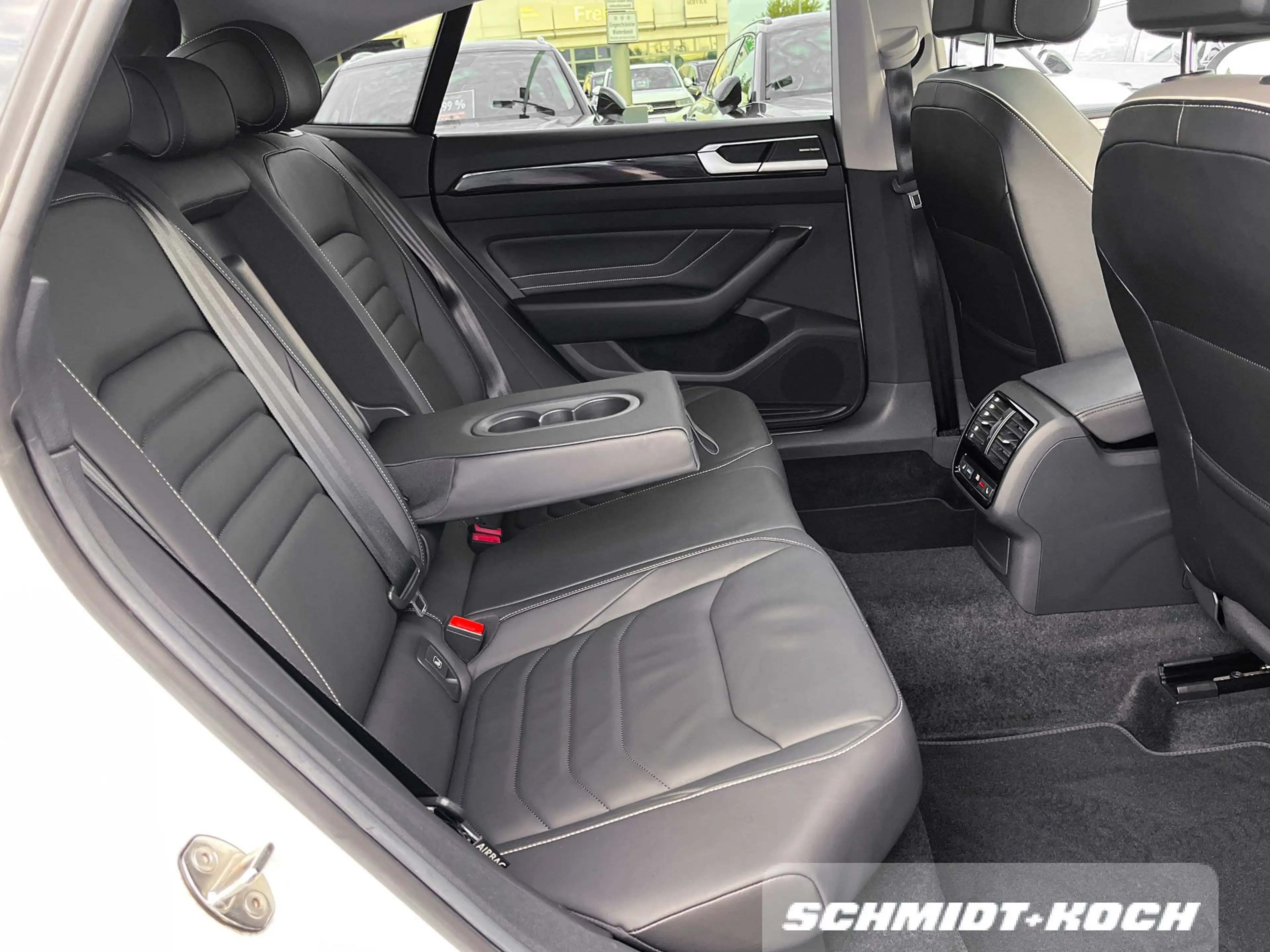 Volkswagen Arteon 2.0 TDI Elegance DSG Pano, RFK, Navi, LED — photo 8