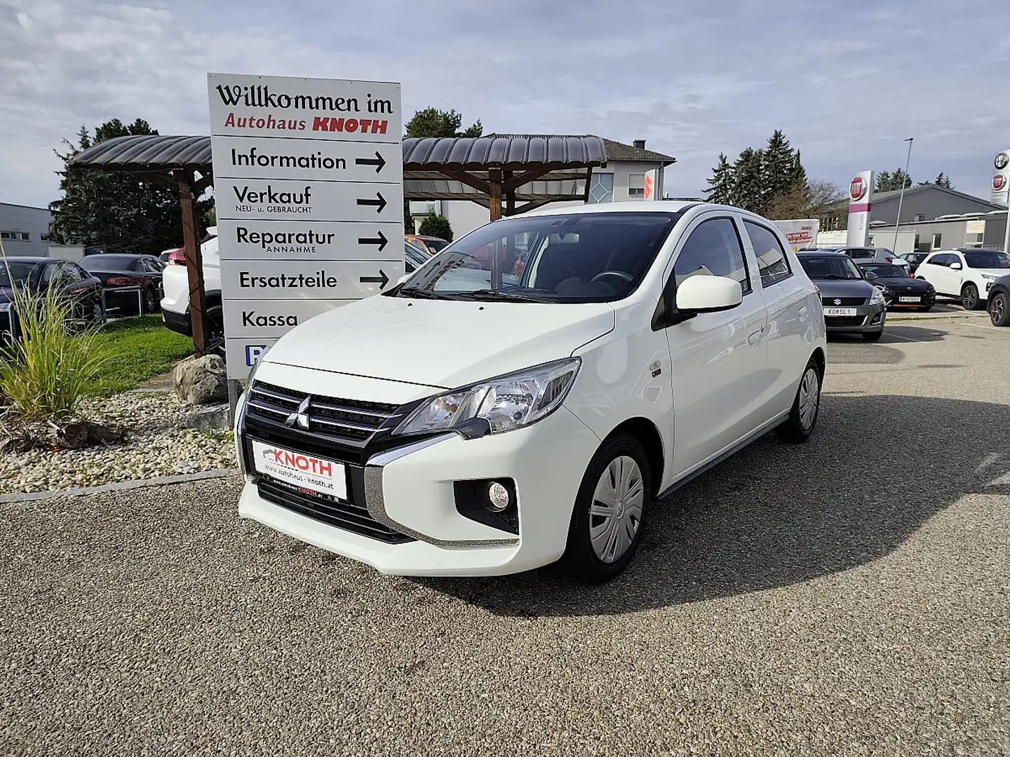 Mitsubishi Space Star 1,0 MIVEC Inform AS&G Weiß - 1