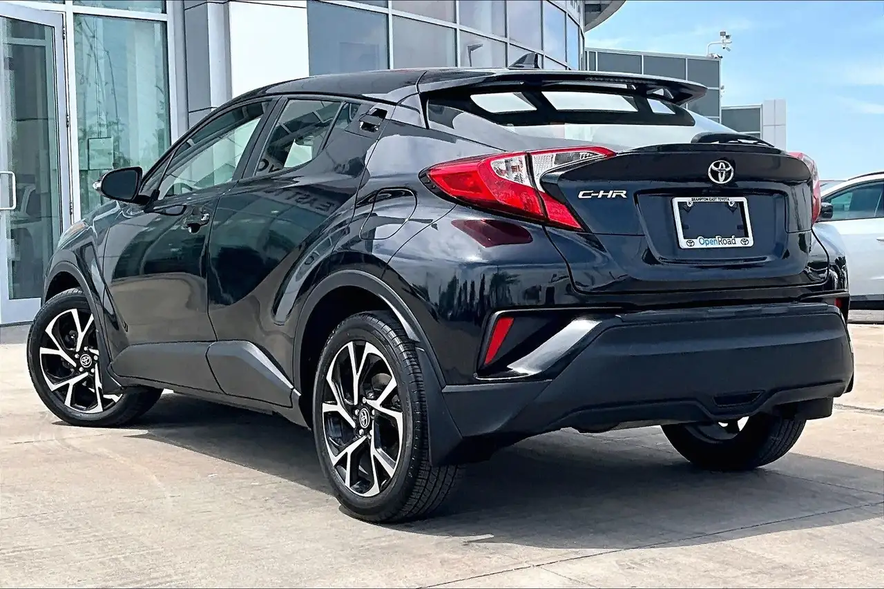 Toyota C-HR снимка Toyota C-HR