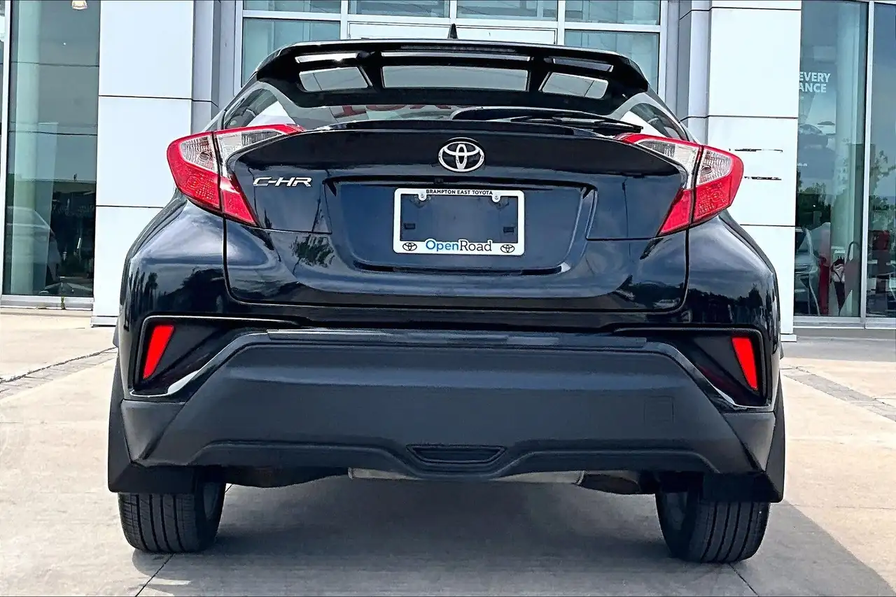 Toyota C-HR снимка Toyota C-HR
