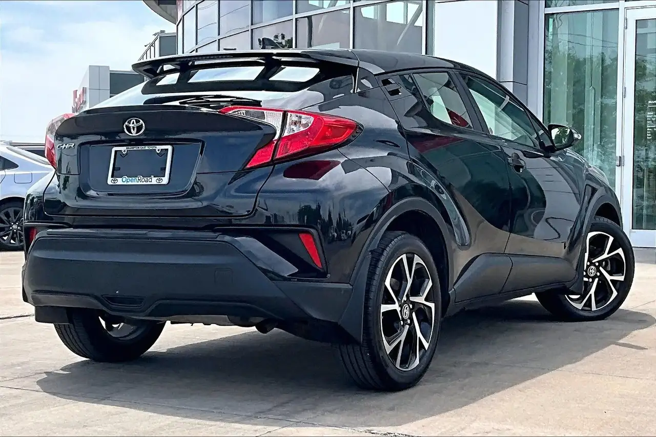 Toyota C-HR снимка Toyota C-HR