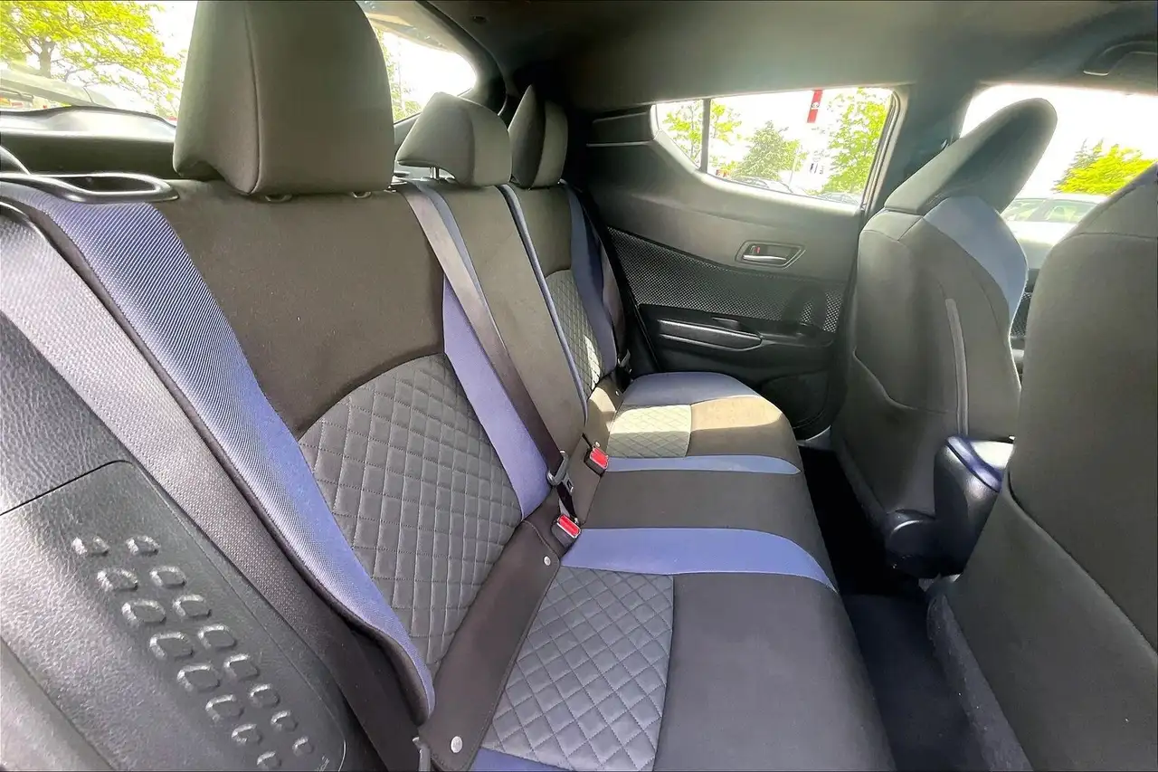 Toyota C-HR снимка Toyota C-HR