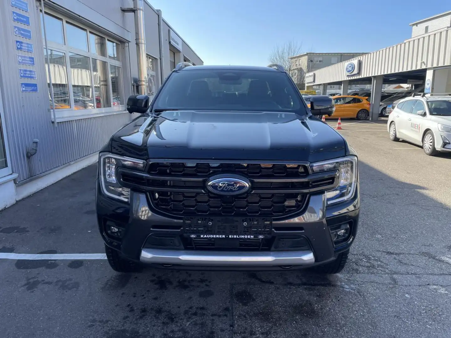 Ford Ranger Wildtrak 205 PS Automatik * Sofort Verfügbar * Schwarz - 2