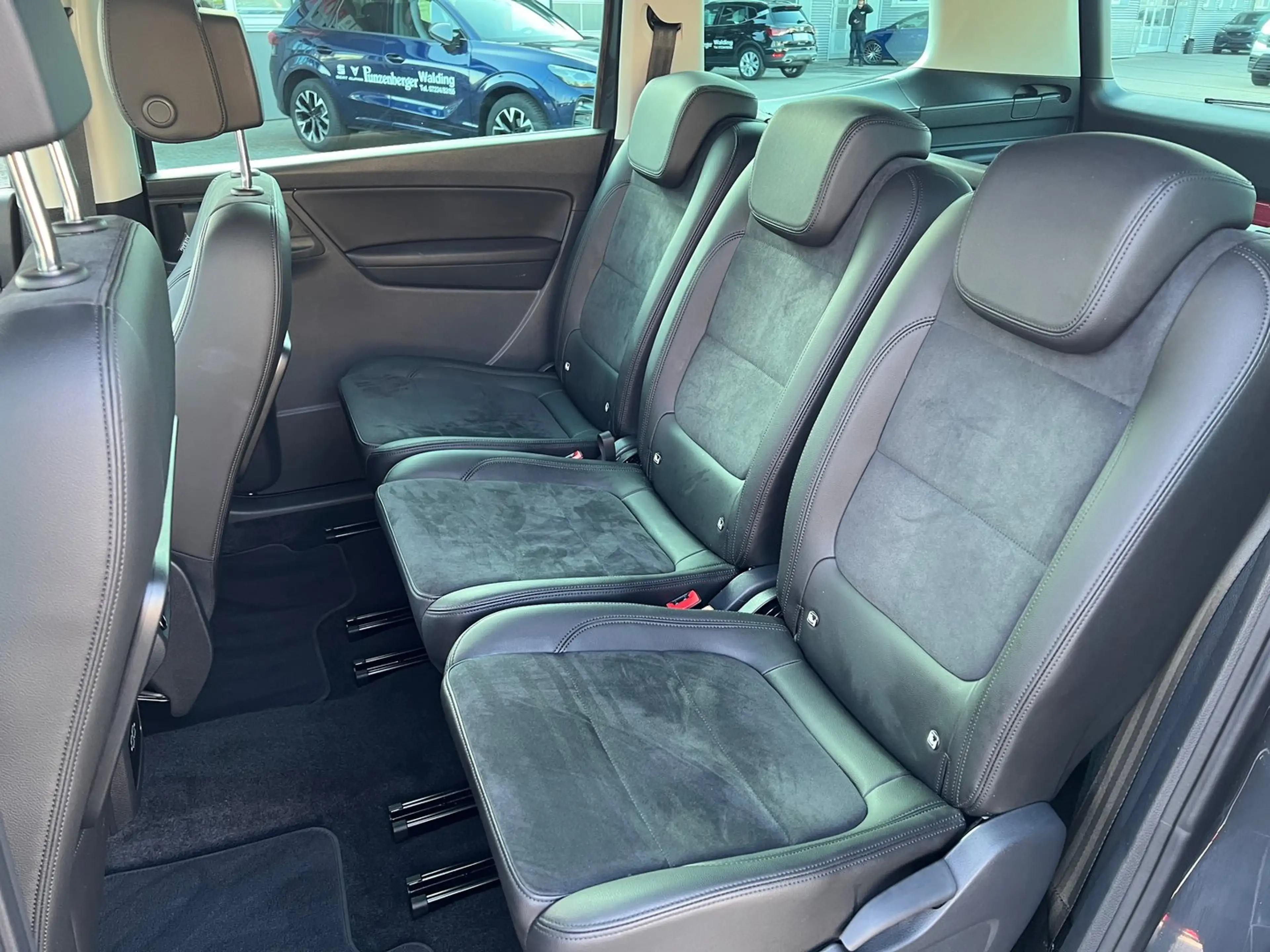 Volkswagen Sharan Business+ TDI SCR DSG 5-Sitzer — photo 5