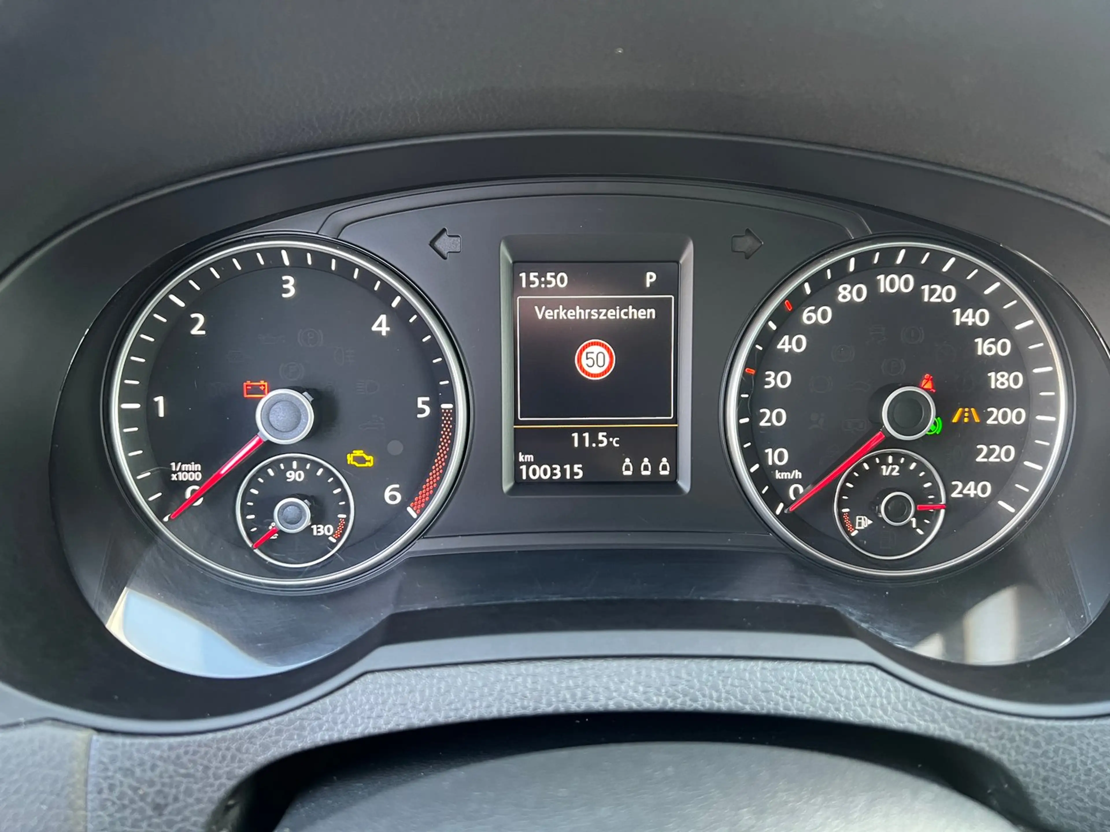 Volkswagen Sharan Business+ TDI SCR DSG 5-Sitzer — photo 7