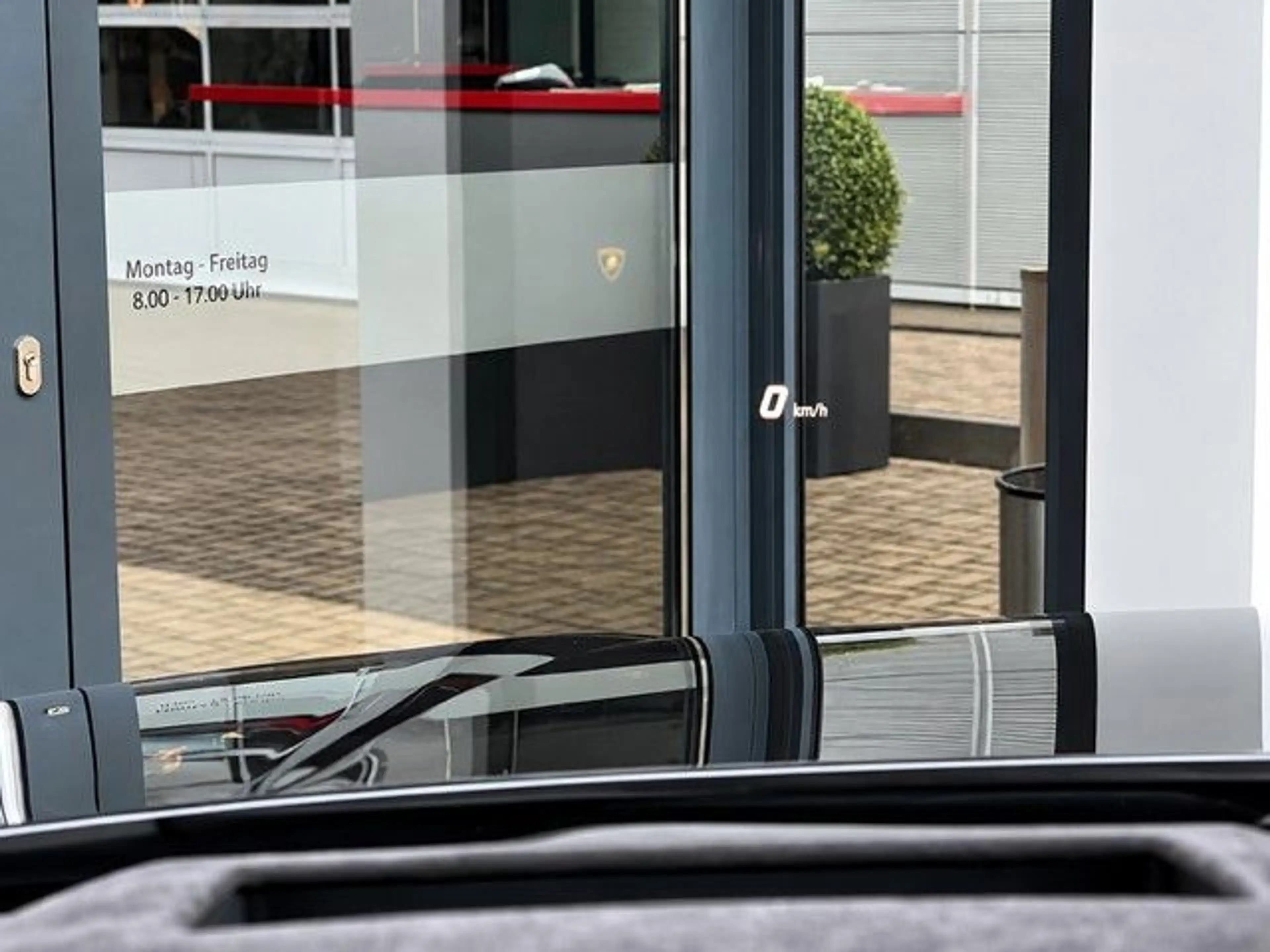 Lamborghini Urus 1J Garantie NVISION B&O 23" REAR SEAT-ENTER — photo 14
