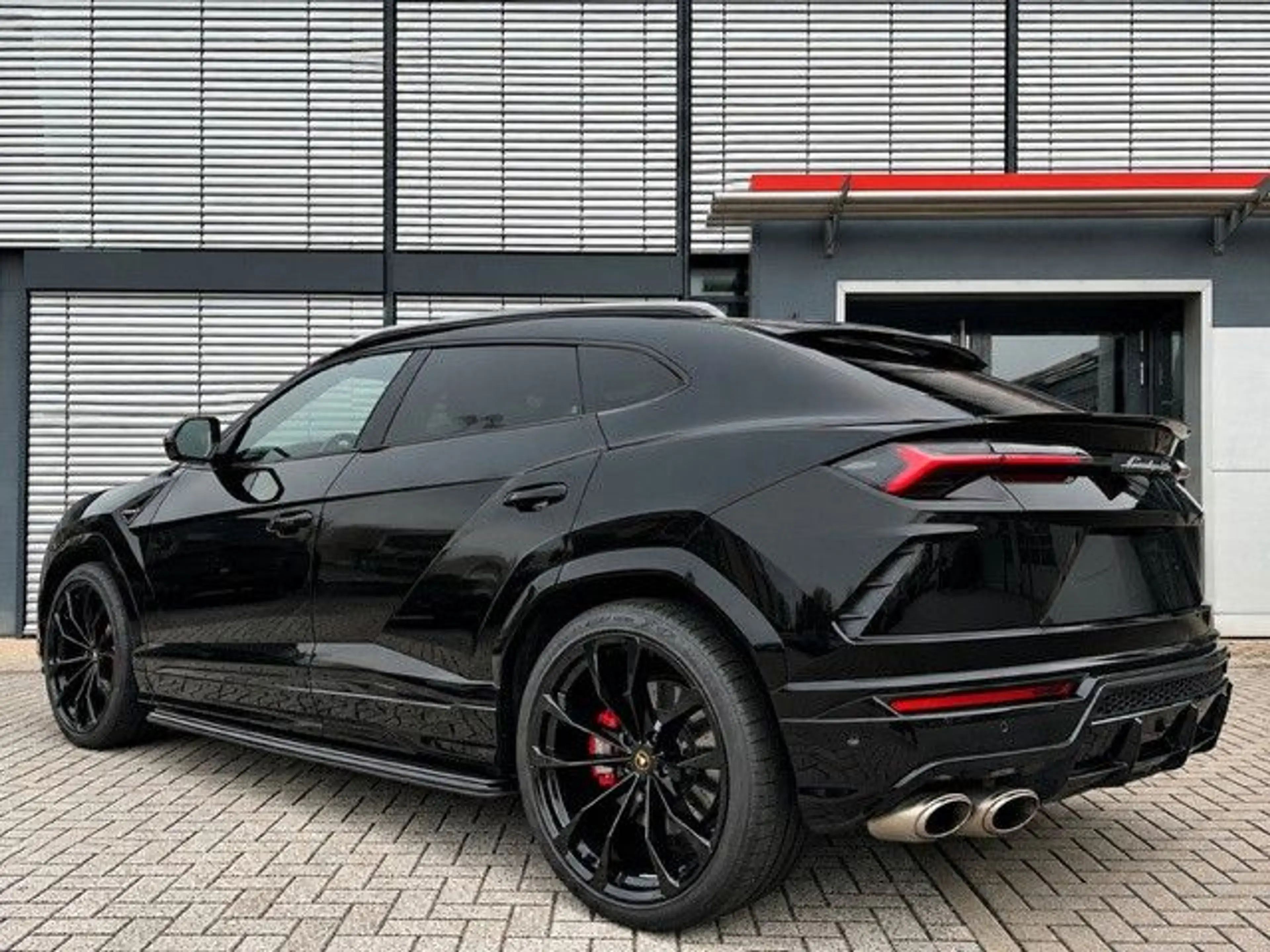 Lamborghini Urus 1J Garantie NVISION B&O 23" REAR SEAT-ENTER — photo 6