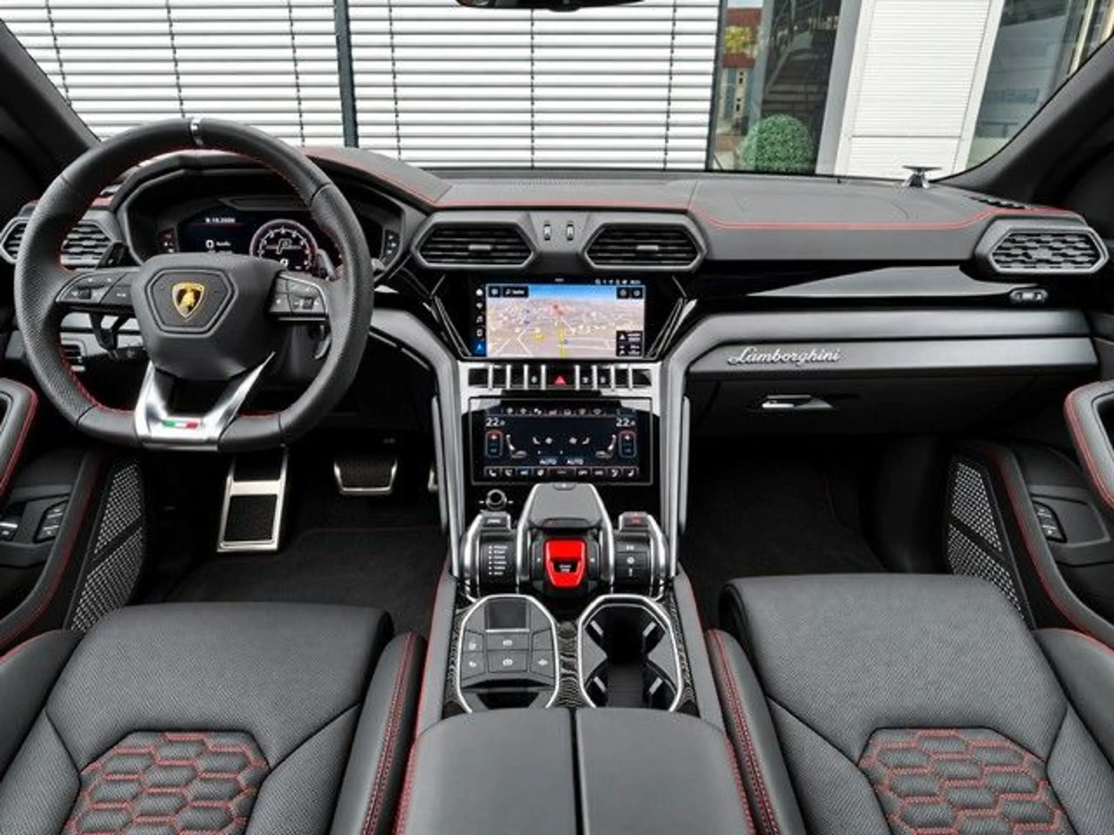 Lamborghini Urus 1J Garantie NVISION B&O 23" REAR SEAT-ENTER — photo 9