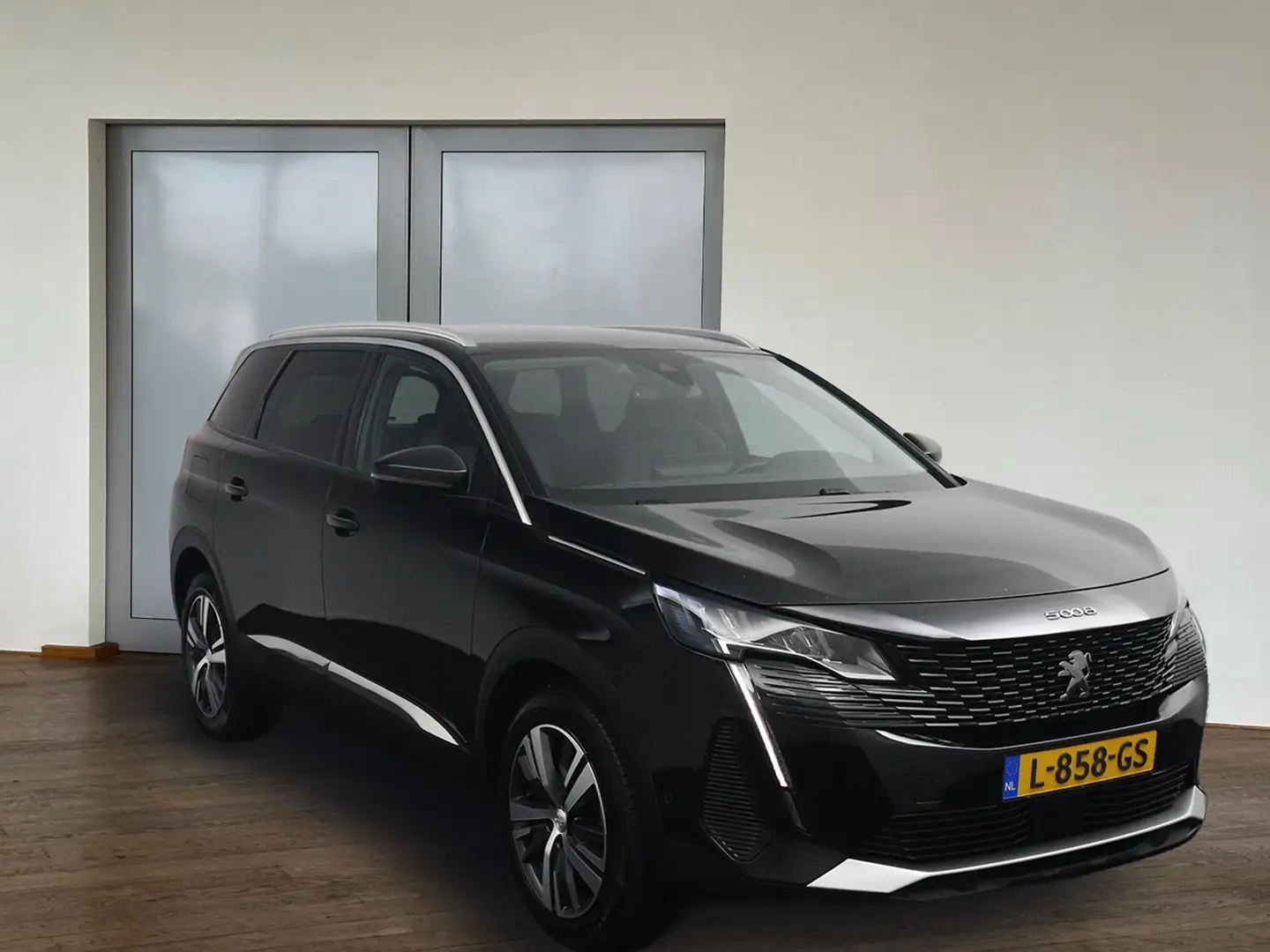 Peugeot 5008 1.2 FACELIFT*NAVI*CAM*HAAK*CRUISE*ECC*CARPLAY*7PER Schwarz - 2