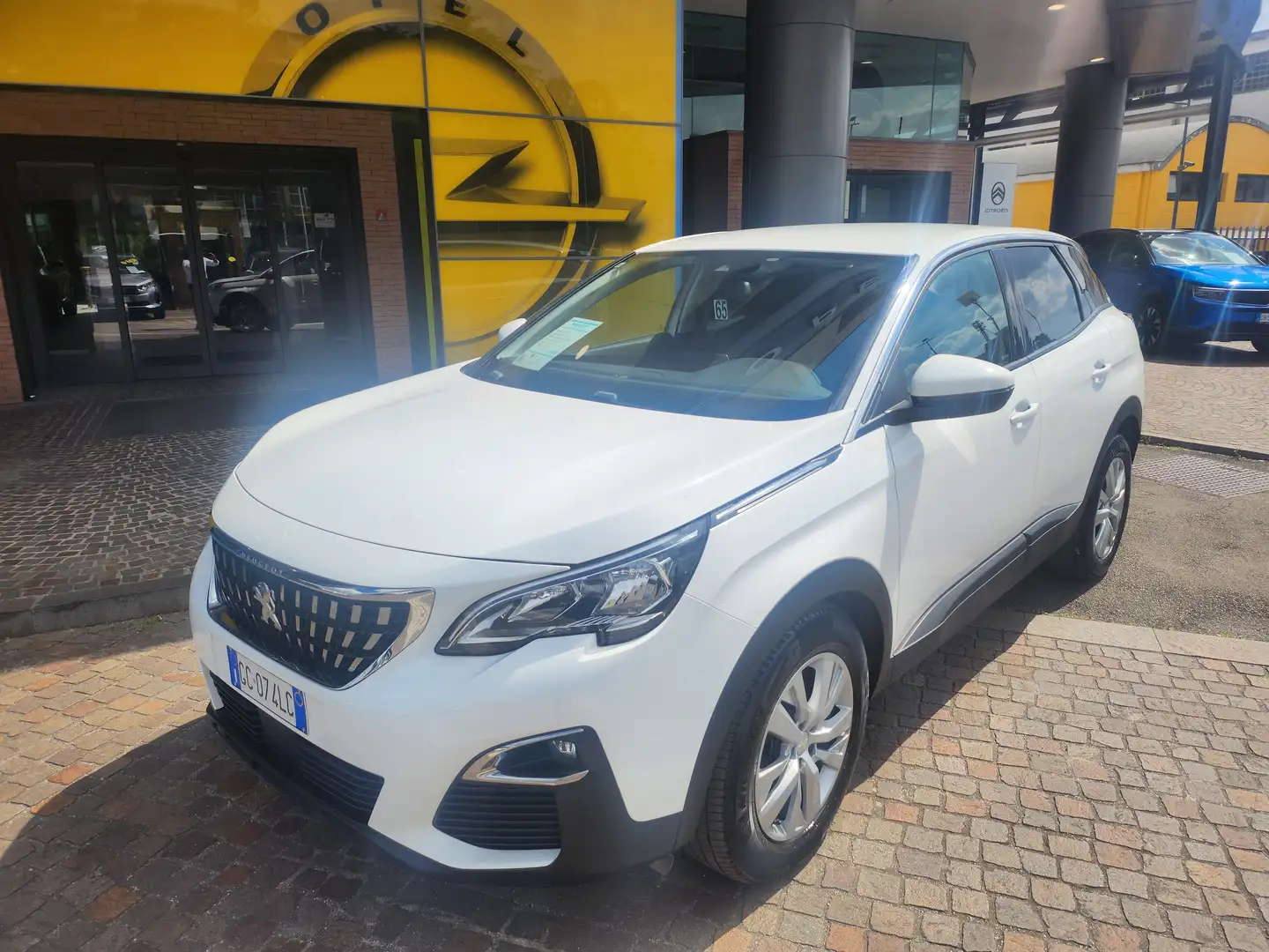 Peugeot 3008 3008 1.2 puretech t Active s 130cv Bianco - 2