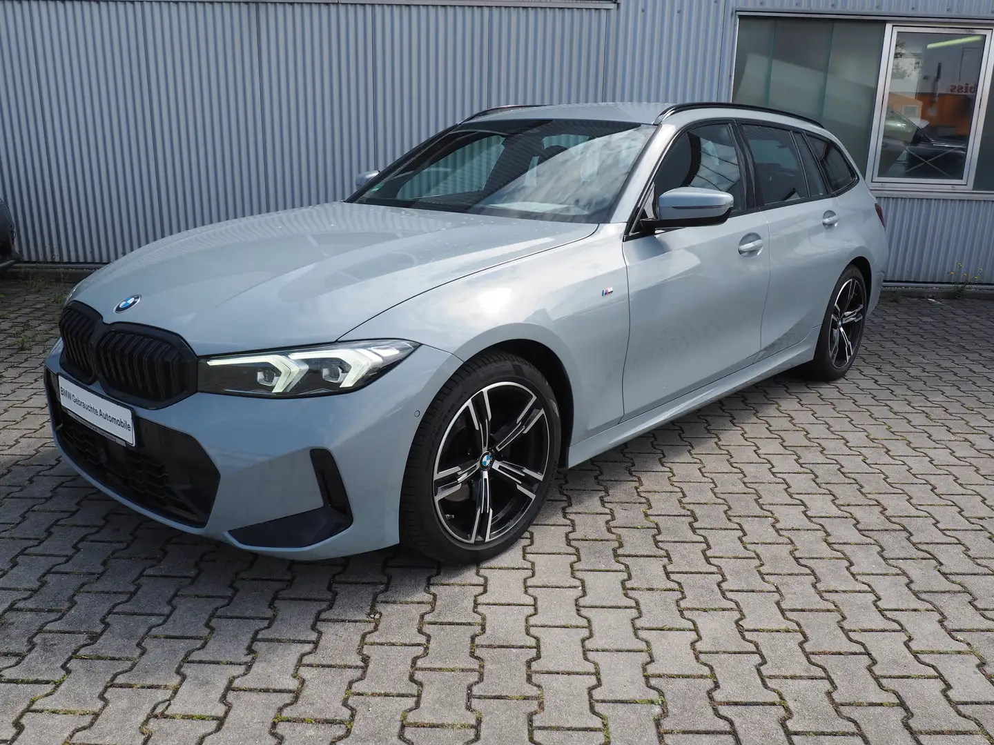 BMW 320 d Touring xDrive M-Sport*HiFi*ACC*DAProf*Sthzg* Gris - 2