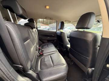 Mitsubishi Outlander Outlander 2.2 DI-D 2WD Plus 7 PLACES