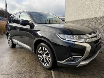 Mitsubishi Outlander Outlander 2.2 DI-D 2WD Plus 7 PLACES