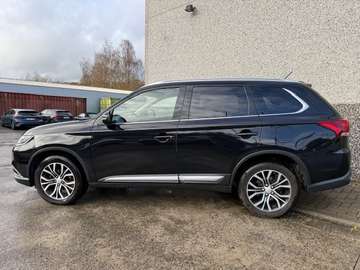 Mitsubishi Outlander Outlander 2.2 DI-D 2WD Plus 7 PLACES