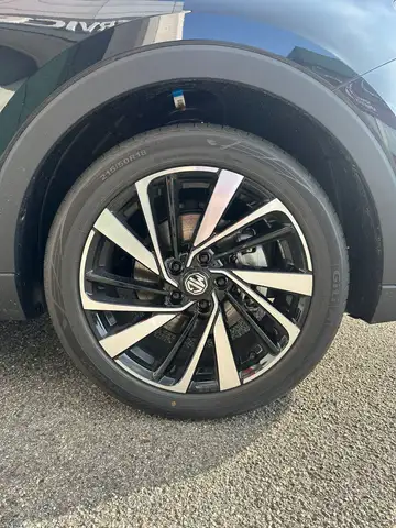 MG ZS view 8