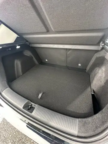 MG ZS view 17