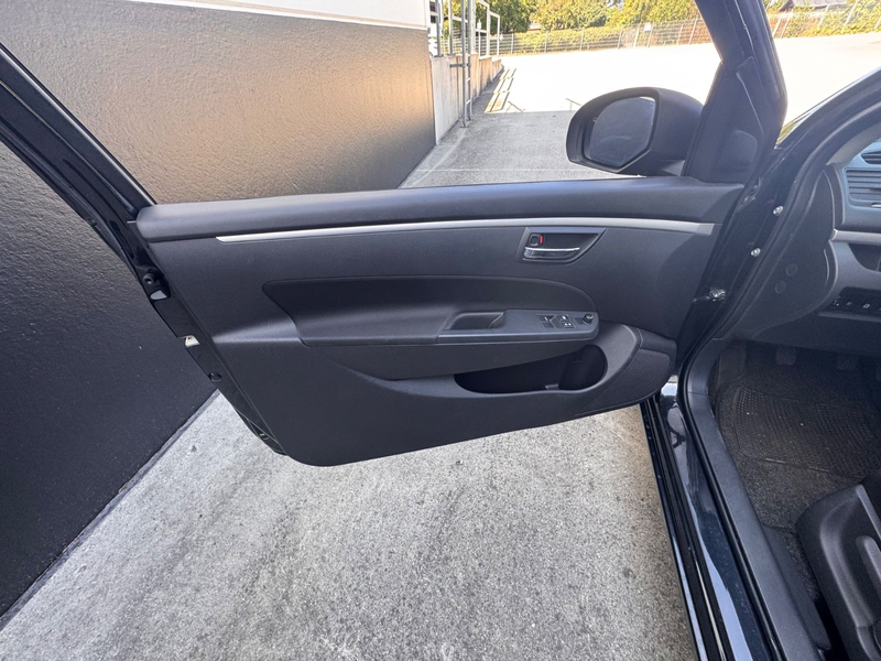 Suzuki Swift 1,2 Comfort KLIMATRONIK 2.HAND 17.ZOLL ALU — photo 13