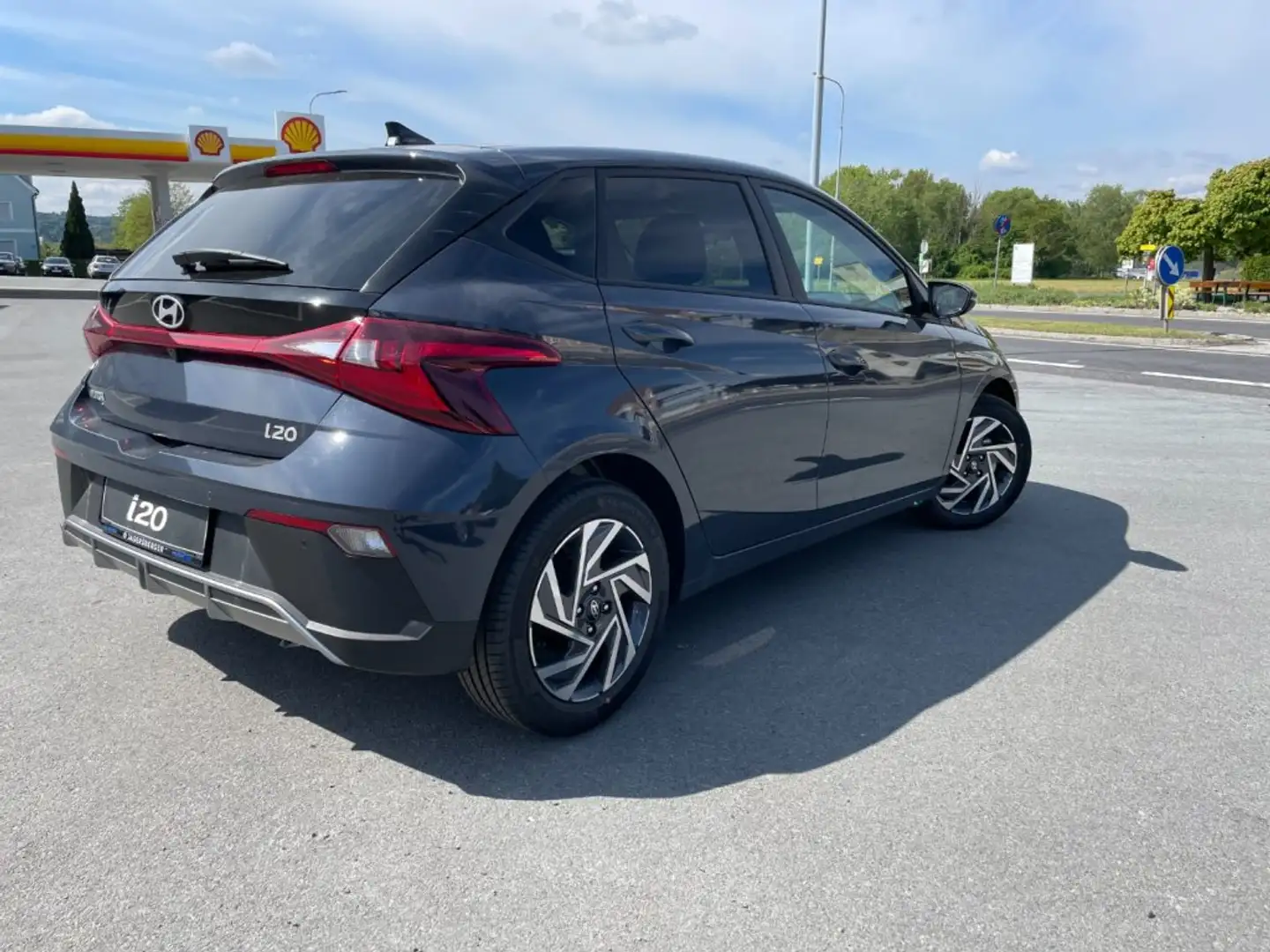 Hyundai i20 1,2 MPI i-Line Plus Grijs - 2