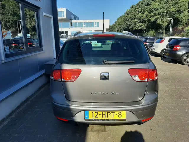 Seat Altea XL view 6