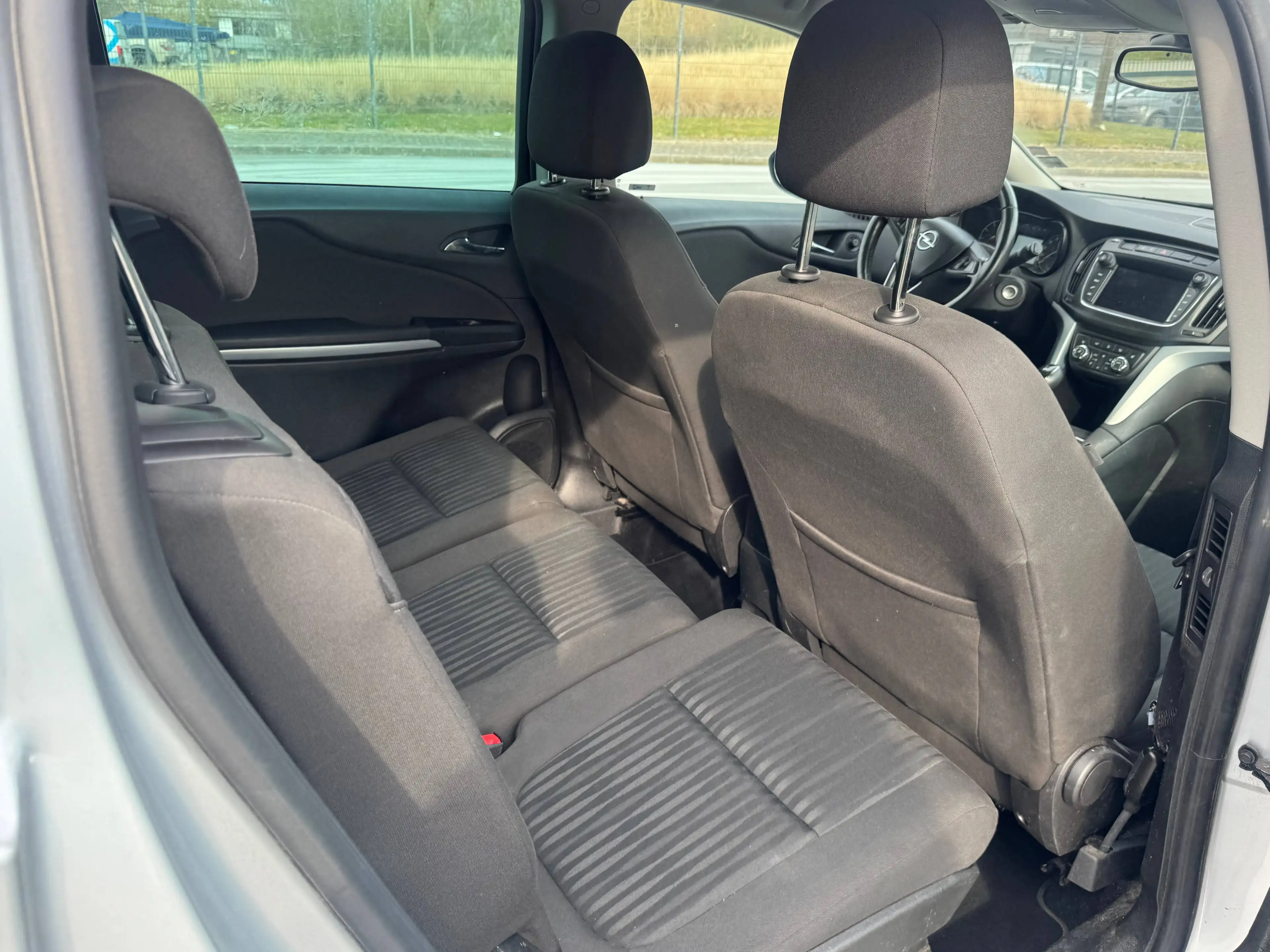 Opel Zafira C Active Inspektion&TÜV&Bremse NEU NAVI 7-Sitzer — photo 15