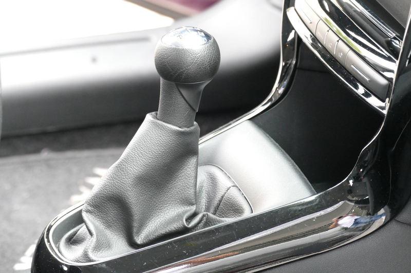 Citroen C3 Pure Tech Selection City Plus Paket °1.Hand° — photo 12