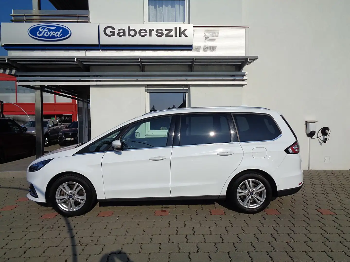 Ford Galaxy 2,5 Duratec Hybrid Titanium Aut. Weiß - 2