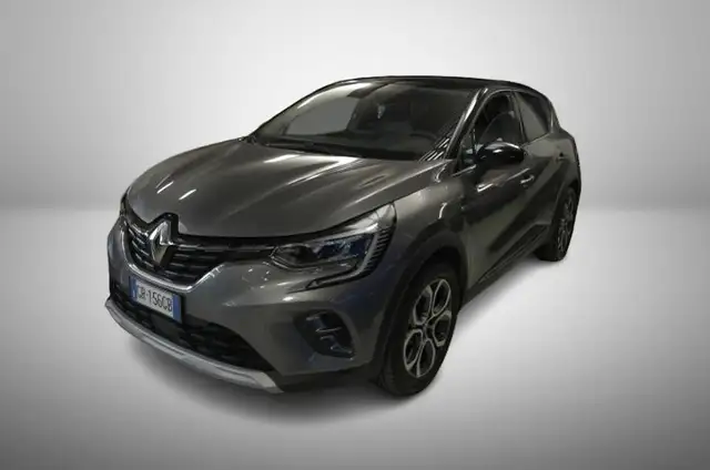 Renault Captur view 4