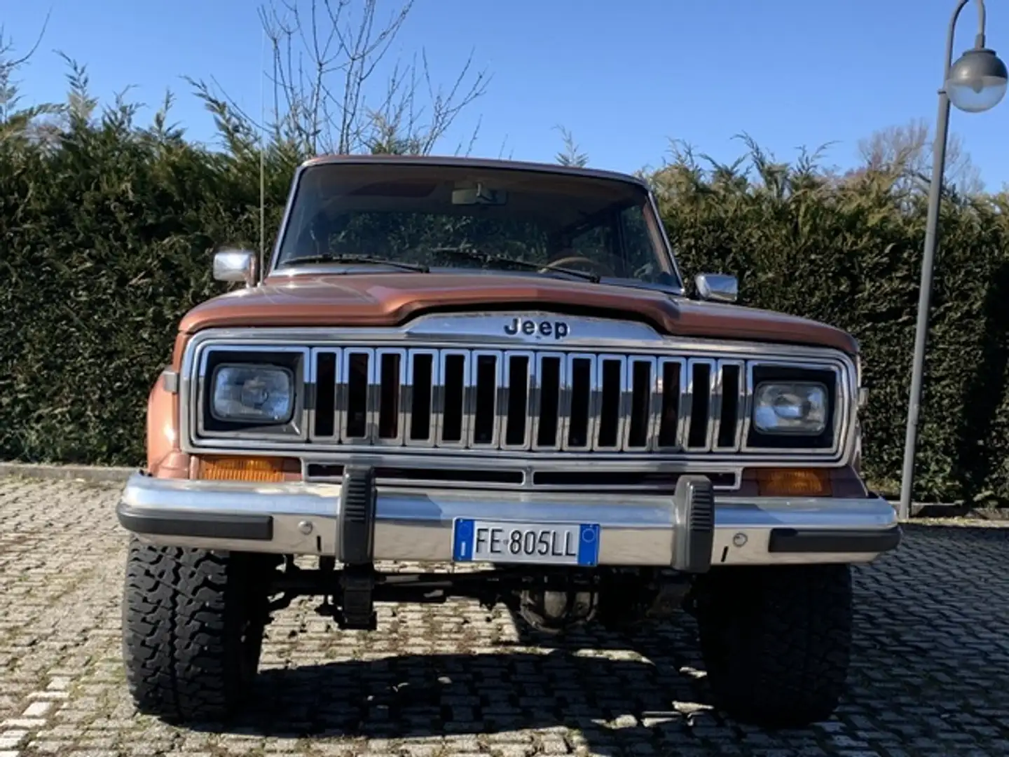 Jeep Cherokee 5.9 V8 Laredo AMG Bronzo - 1