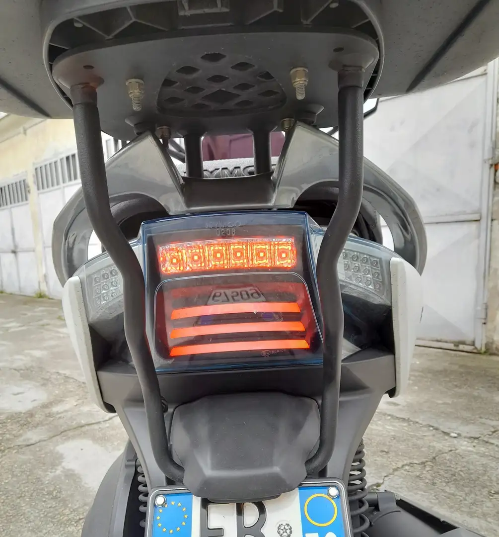 Kymco Xciting 400i ABS Bianco - 1