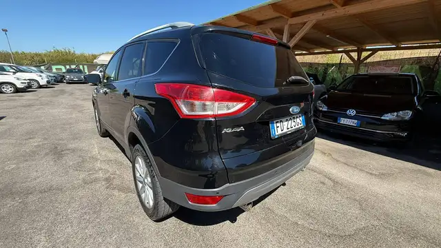 Ford Kuga view 4
