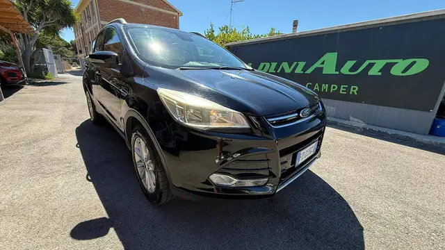 Ford Kuga view 3