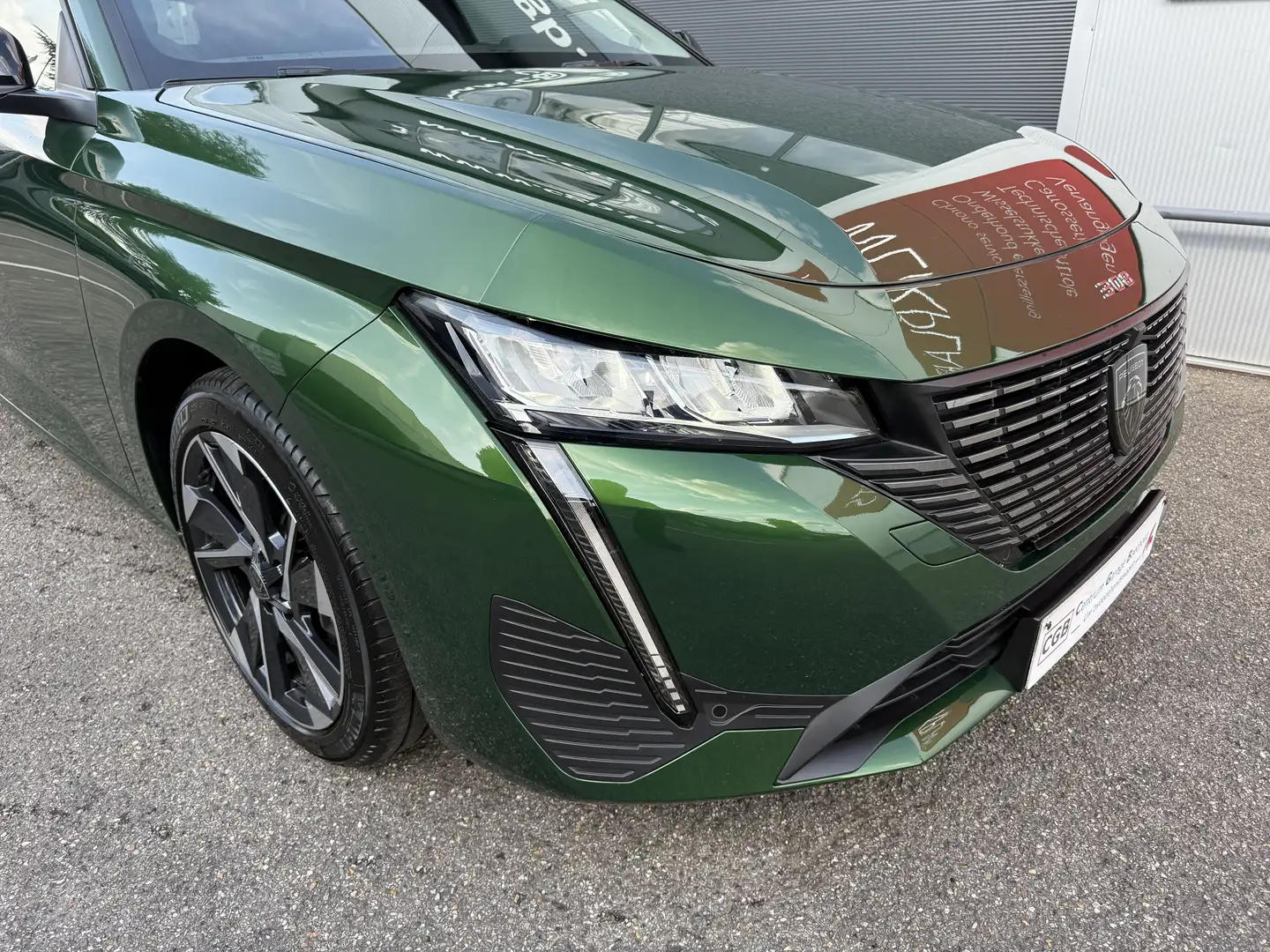 Peugeot 308 12PureTech 130pk ALLURE PACK man6 TOPPER Vert - 2