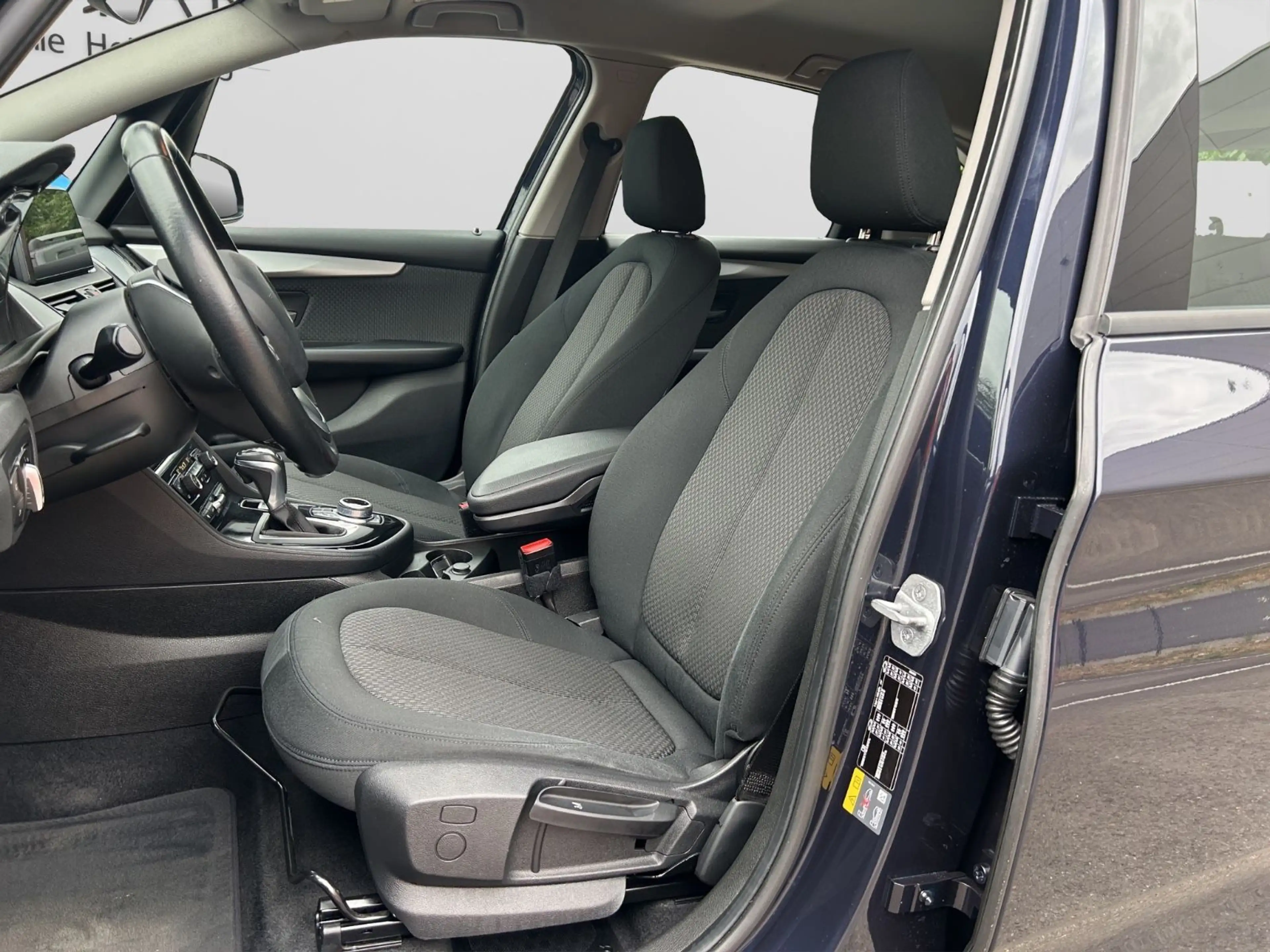 BMW 225 xe Advantage /PDC/Sitzheiz — photo 12