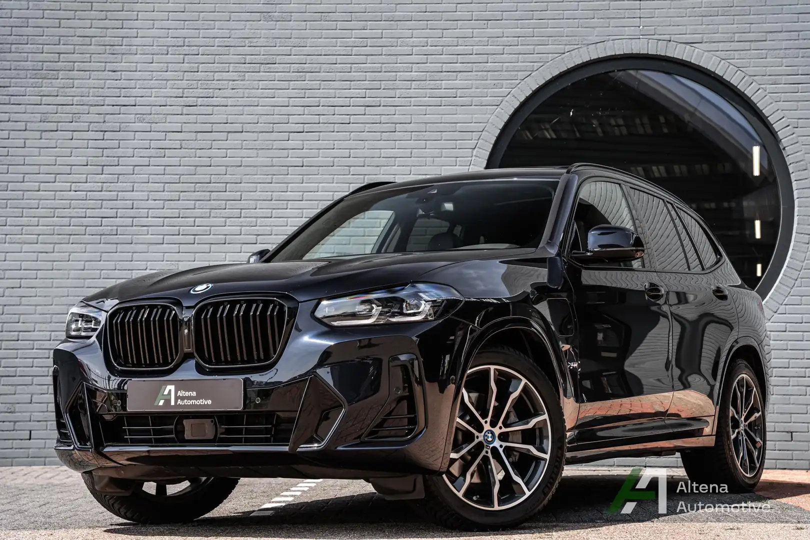 BMW X3 xDrive30e High Executive M sport, Panoramadak, 360 Noir - 1