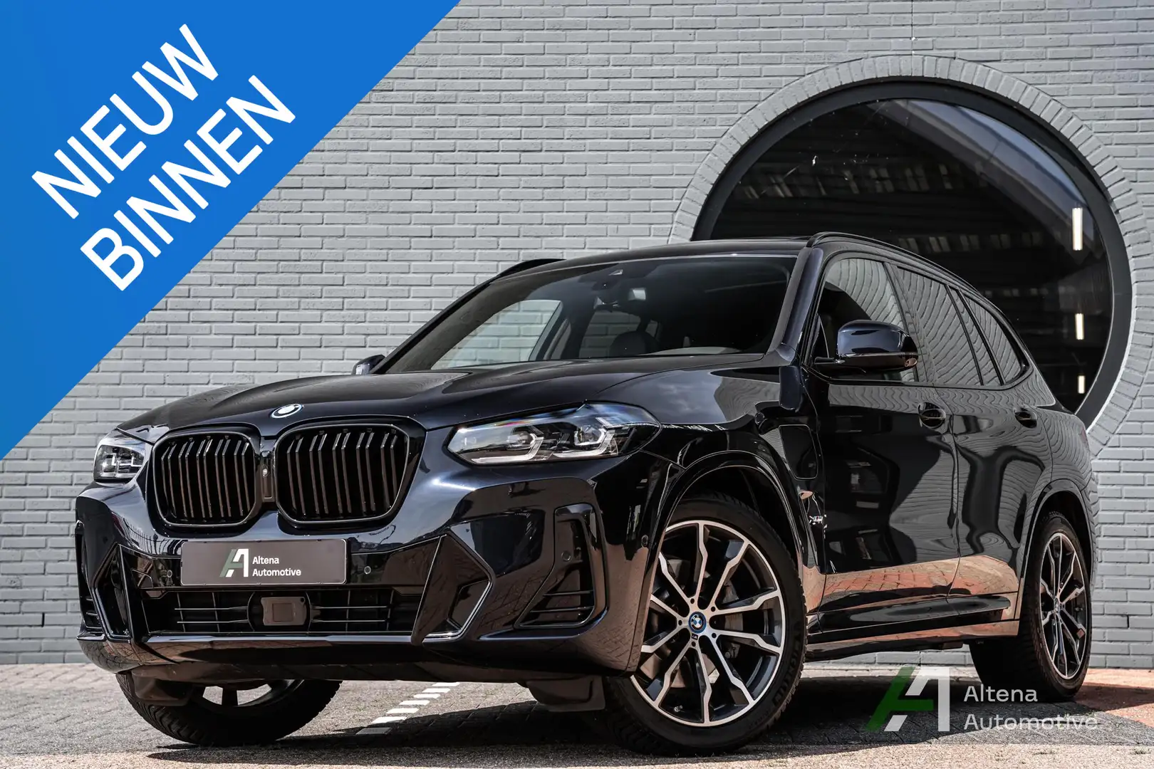 BMW X3 xDrive30e High Executive M sport, Panoramadak, 360 Schwarz - 1