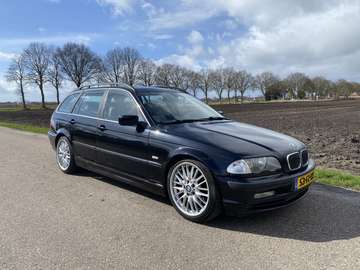 330i Executive