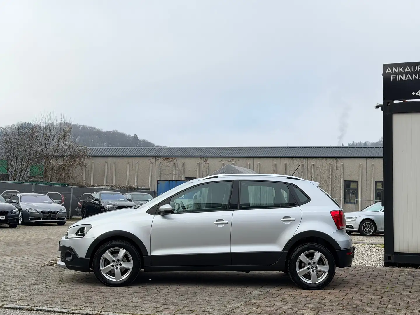 Volkswagen Polo 6R Cross 1,2 TSI DSG Finanzierung möglich Grau - 2