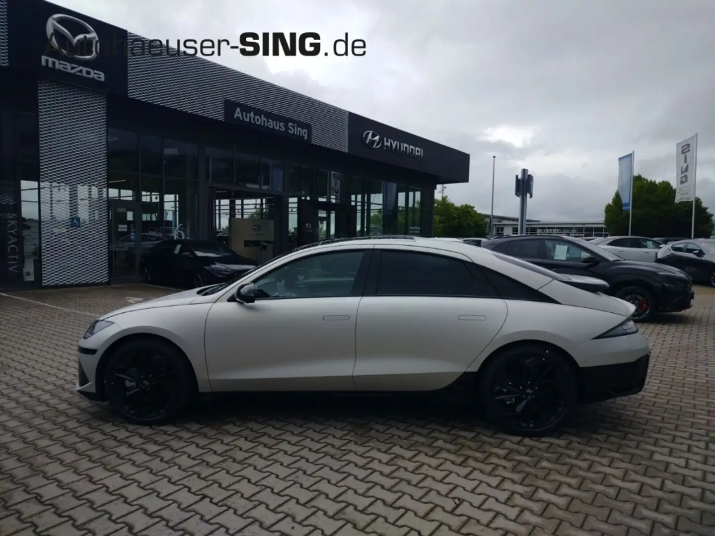 Hyundai IONIQ 6 Elektro First Edition Allrad 360° Memory Gold - 2